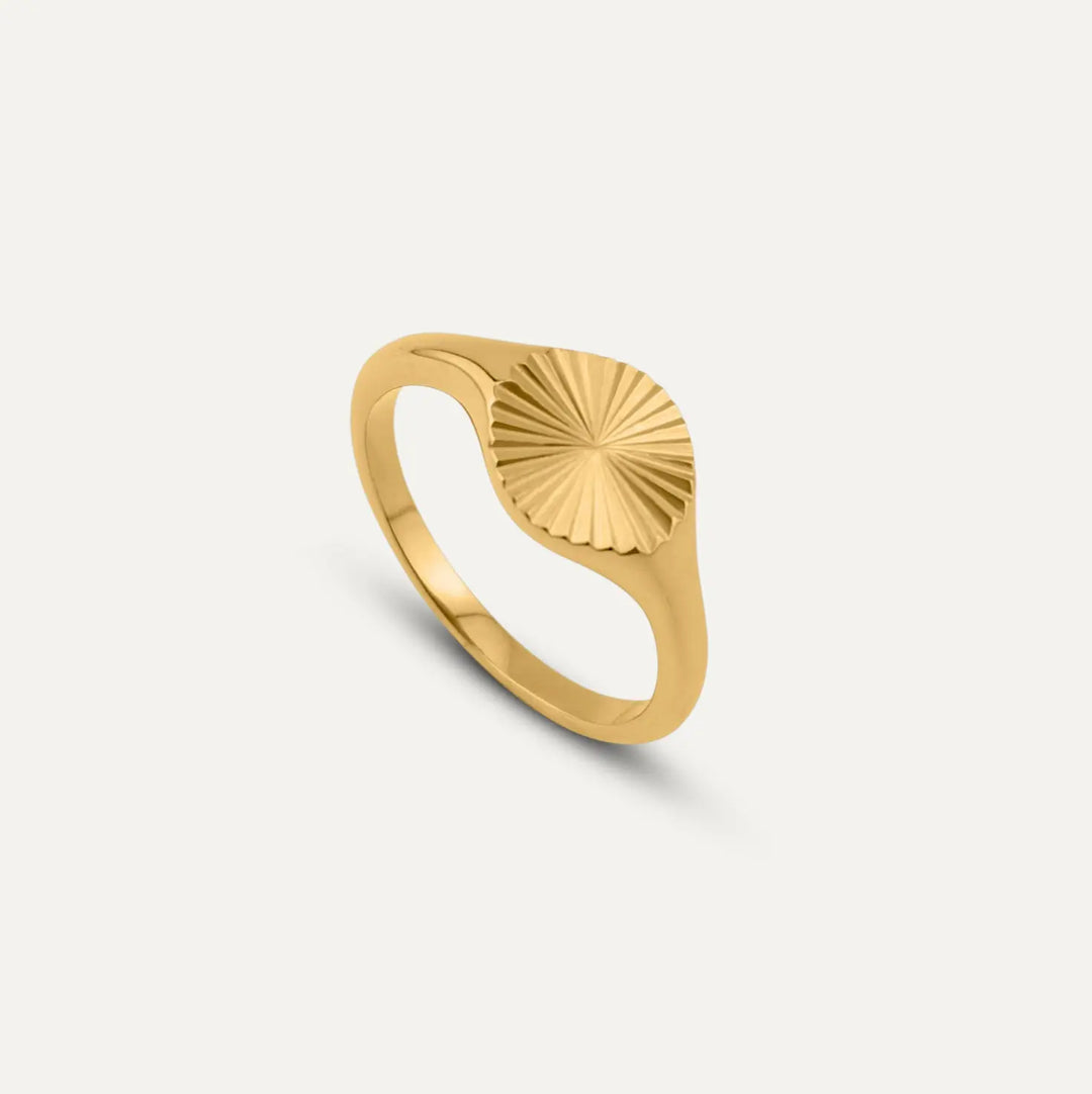 Aurora Ring (Guld) AMANTÉ COPENHAGEN