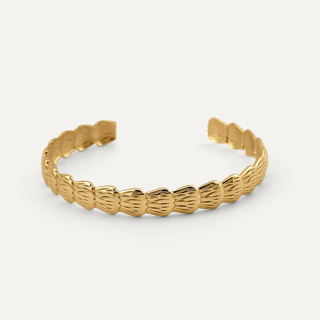 Shell Cuff Armbånd (Guld) AMANTÉ COPENHAGEN